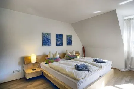 Schlafzimmer mit Doppelbett  Kuttels Koje