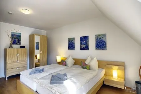 Schlafzimmer mit Doppelbett  Kuttels Koje