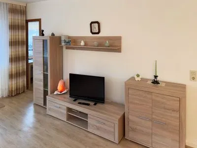 Wohnzimmer der Ferienwohnung Meeresbrise in Wittdün auf Amrum Haus Seeadler Ferienwohnung Meeresbrise