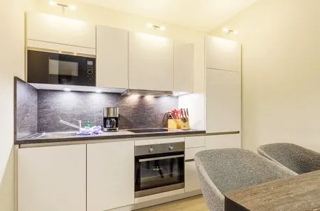 Ferienwohnung Waterkant Ostseebad Wustrow - ZweiWasser Alte Seefahrtschule Küche  Waterkant