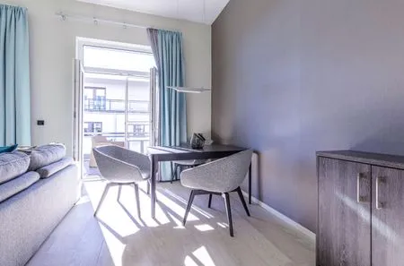 Ferienwohnung Admiralssuite Ostseebad Wustrow - ZweiWasser Alte Seefahrtschule Essbereich  Admiralssuite