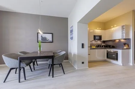 Ferienwohnung Sandwelle Ostseebad Wustrow ZweiWasser Alte Seefahrtschule Küche und Essbereich  Sandwelle