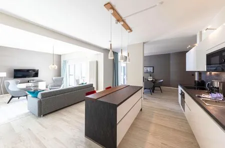 Ferienwohnung Welleneck Ostseebad Wustrow ZweiWasser Alte Seefahrtschule Küche mit Kochinsel  Welleneck
