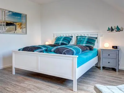 Schlafzimmer Bernsteinquartier, Ferienhaus 06b "Lachmöwe"