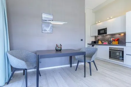 Ferienwohnung Ostseedeck Ostseebad Wustrow ZweiWasser Alte Seefahrtschule Küche und Essbereich  Ostseedeck