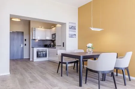 Ferienwohnung Ostseefeeling Ostseebad Wustrow ZweiWasser Alte Seefahrtschule Küche und Essbereich  Ostseefeeling