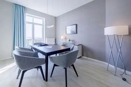 Ferienwohnung Ostseelounge Ostseebad Wustrow ZweiWasser Alte Seefahrtschule Essbereich  Ostseelounge