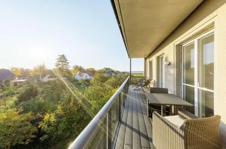 Ferienwohnung Boddendomizil Ostseebad Wustrow ZweiWasser Alte Seefahrtschule Sonnenbalkon mit Wasserblick  Boddendomizil