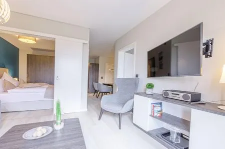 Ferienwohnung Boddenglück Ostseebad Wustrow ZweiWasser Alte Seefahrtschule Blick ins Schlafzimmer  Boddenglück