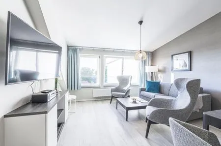 Ferienwohnung Seebadrast Ostseebad Wustrow ZweiWasser Alte Seefahrtschule Küchenzeile  Seebadrast