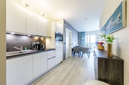 Ferienwohnung Sommerglück Ostseebad Wustrow ZweiWasser Alte Seefahrtschule Voll ausgestattete Küche  Sommerglück