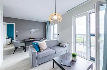 Ferienwohnung Sommerglück Ostseebad Wustrow ZweiWasser Alte Seefahrtschule Freundlicher Wohnbereich  Sommerglück