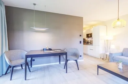 Ferienwohnung Große Strandburg Ostseebad Wustrow ZweiWasser Alte Seefahrtschule Essbereich  Große Strandburg