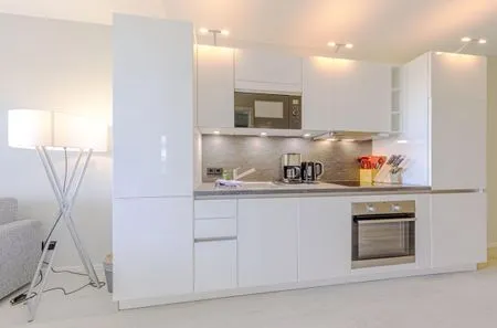 Ferienwohnung Große Strandmuschel Ostseebad Wustrow ZweiWasser Alte Seefahrtschule Küche  Große Strandmuschel