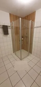 Badezimmer mit Dusche Parkresidenz am Hafen Wohnung HF 32