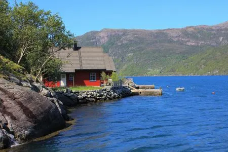 Traumhaft gelegenes Ferienhaus direkt am Fjord. Fjordhytte-4
