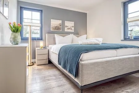 Schlafzimmer mit Doppelbett  Birkmaase 10 - Wohnung 1