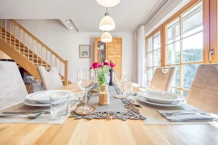 Esstisch Ferienpark Freesenbruch Reihenhaus 7a - Otter