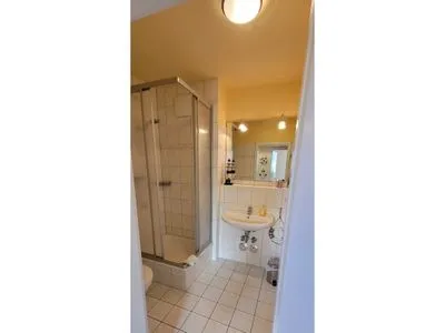 Badezimmer mit Dusche Residenz am Strand Wohnung 2-39