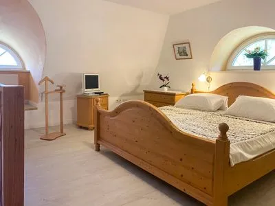 Schlafzimmer mit Doppelbett Achtern Diek Achtern Diek 7b - Wohnung 8