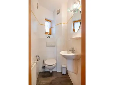 Gäste-WC Ferienpark Freesenbruch Reihenhaus 8a - Eisbär