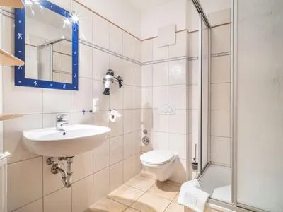 Bad mit Dusche  Windflüchter