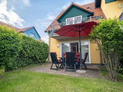 Terrasse mit Gartenanteil  Windflüchter