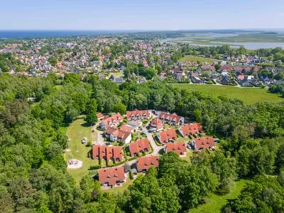Luftaufnahme Ferienpark Freesenbruch Reihenhaus 5b - Seehund