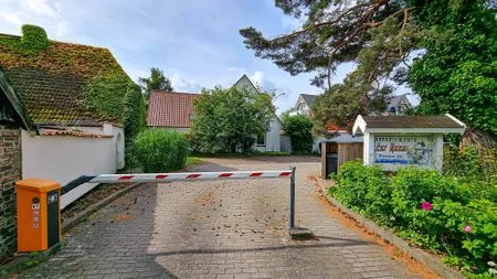 Einfahrt der Anlage Zur Hanse Wohnung 2.4