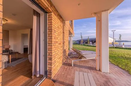 Ferienwohnung Am lütten Meer Hafenresidenz Waren (Müritz) - Terrasse mit Hafenblick  Am lütten Meer