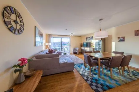 Ferienwohnung Hafenidylle Hafenresidenz Waren (Müritz) - Wohnzimmer mit Essbereich  Hafenidylle