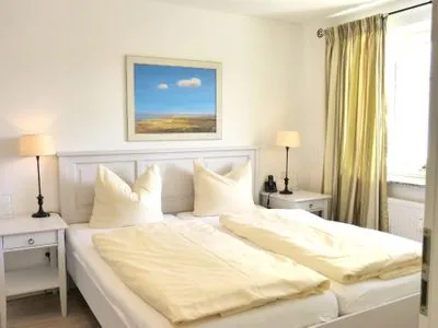 Schlafbereich der Sonnenoase in Wittdün auf Amrum Strand Residenz Ferienwohnung *SonnenOase*