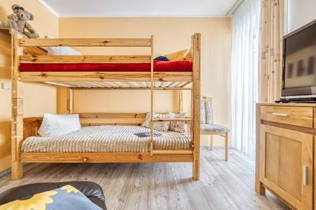 Schlafzimmer mit Etagenbett Parkresidenz am Hafen Wohnung HF 34