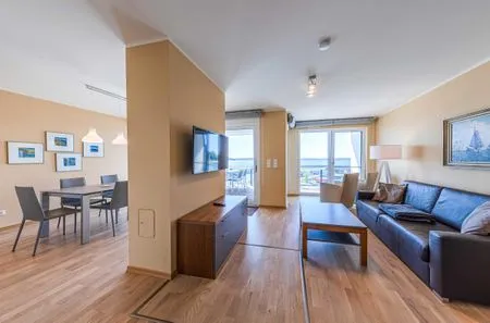 Ferienwohnung Müritzsonne Hafenresidenz Waren (Müritz) - Wohnzimmer und Essbereich  Müritzsonne