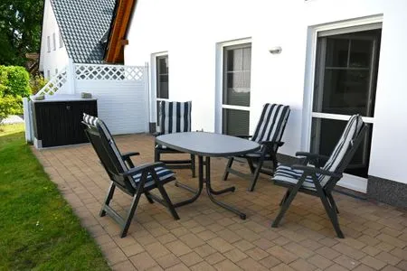 Terrasse Hafenstrasse 15 in Prerow Ibykus in Prerow