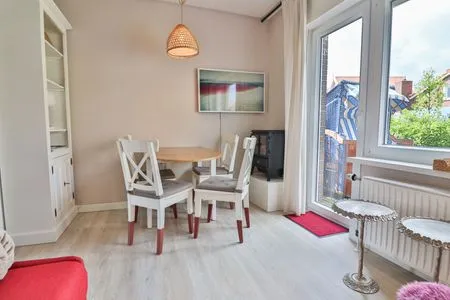 Wohnzimmer Langeooger Viermaster - Rotes Segel