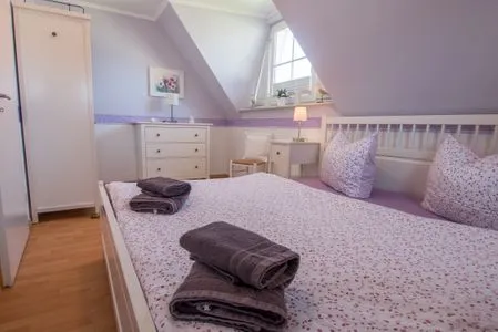 Schlafzimmer mit Doppelbett  Hoppenberg 24 - Haus Sommerfeld