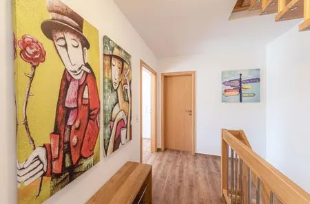 Ferienwohnung City Apartement Waren (Müritz) - mit Platz für Kunst  City Apartment