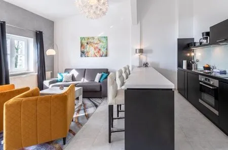 Ferienwohnung Kietz-Idylle - Wohnraum mit Küchenzeile und Essbereich  Kietz-Idylle