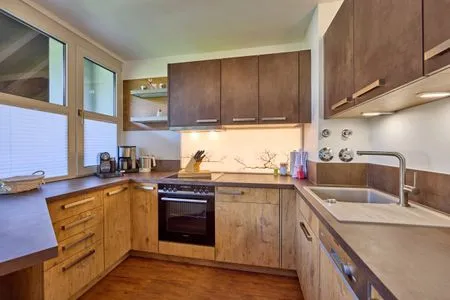 Küche / Küchenzeile Platzhirsch