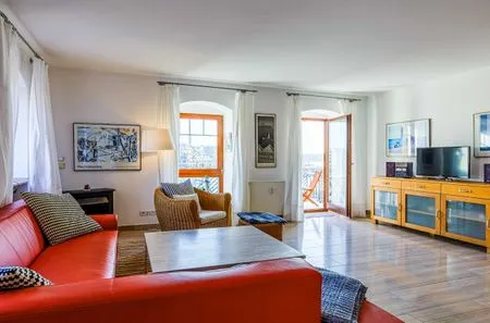 Ferienwohnung Hafenloge Waren (Müritz) - Sitzgruppe im Wohnzimmer  Hafenloge