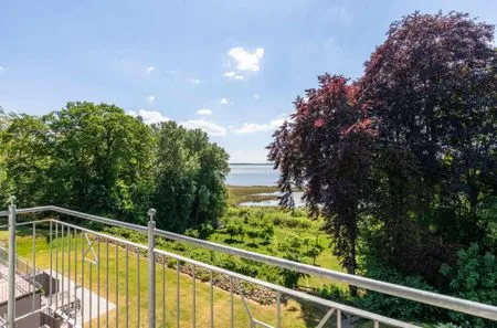 Ferienwohnung SeeSuite Waren (Müritz) - einzigartige Lage  SeeSuite