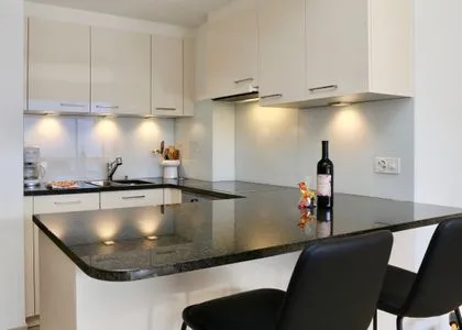 Küche / Küchenzeile Eckwohnung C15