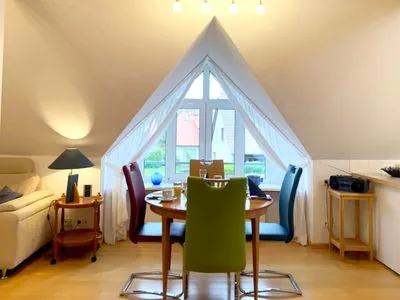  Kapitänsgarten W13 Roth