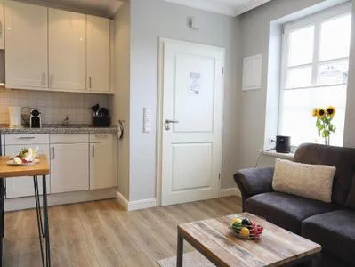 Wohnzimmer Bundiswung 22, Whg. 1