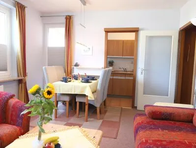 Wohnzimmer Gartenstr. 6c, Whg. 38