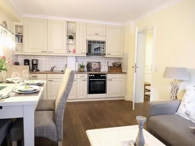 Küche / Küchenzeile Kampstr. 9, W2, GB3