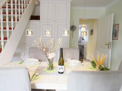 Wohnzimmer Kampstr. 9, W9, GB3