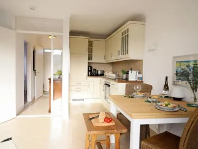 Küche / Küchenzeile Kirchenweg 30, Whg. 9 - Sonnenseite