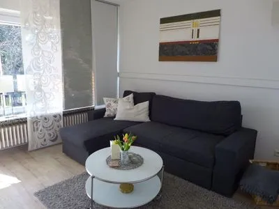 Wohnzimmer FeWo Gartenblick